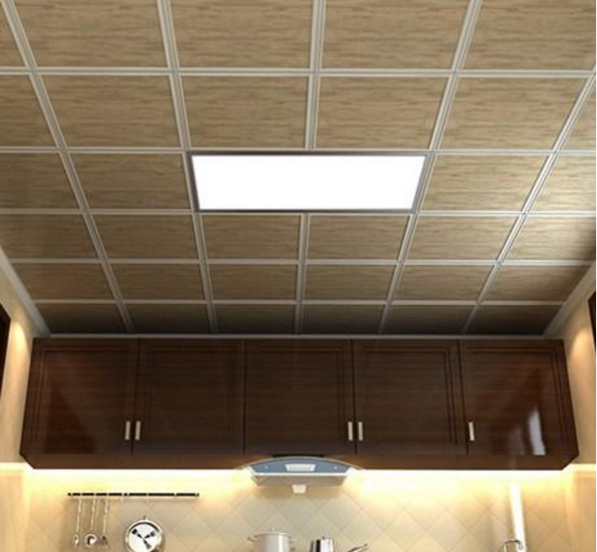 厨卫吊顶买贵的,仍旧买克己的?